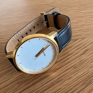 NIXON Kensington Leather watch